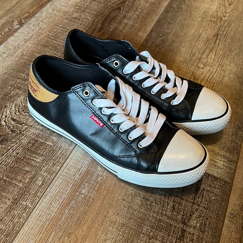 Levi’s Men’s Stan Buck Sneaker